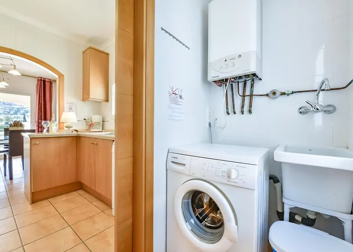 別荘 Guzman - Dora カルプ